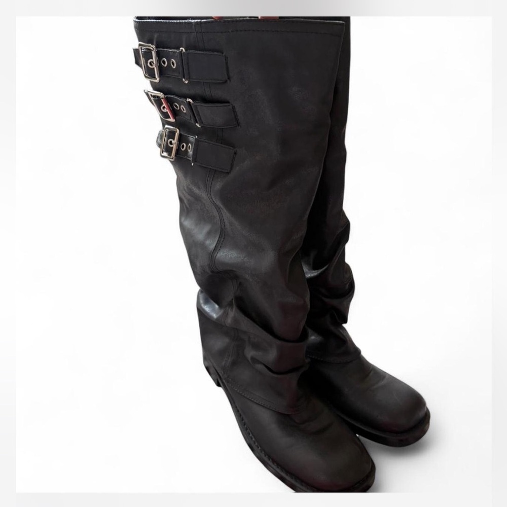 Black Knee-High Boots with Buckle Detail